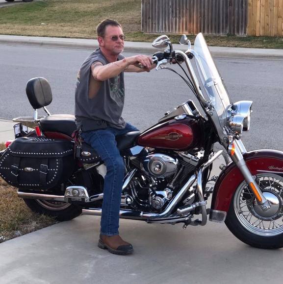 Profile Picture of Dwayne Collins (@dwaynecollins) on Poshmark