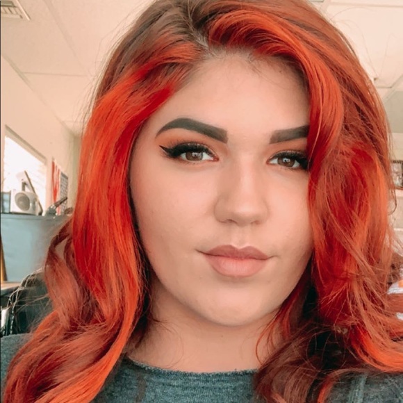 Profile Picture of Maia Mccrillis (@maialoo) on Poshmark