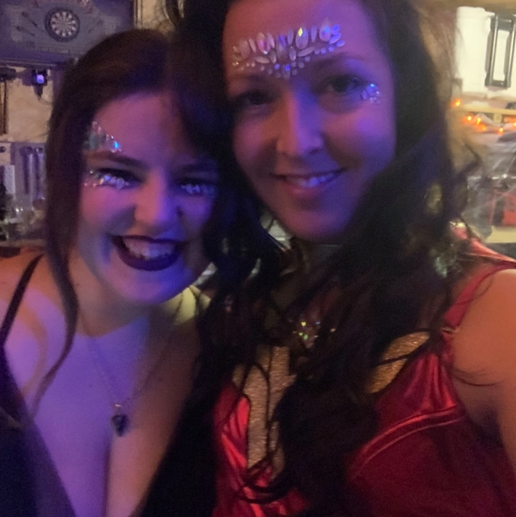 Profile Picture of Taylor Ganzer (@taylor_ganzer) on Poshmark