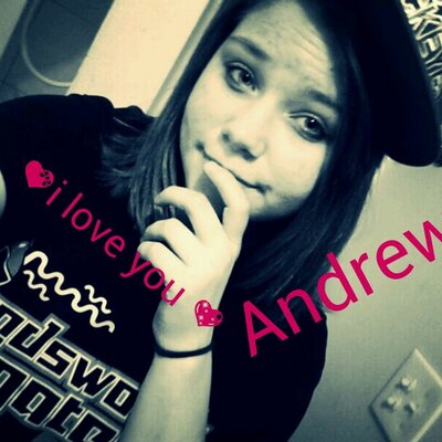 Profile Picture of Railynn Burkhart (@andrew_babe) on Twitter