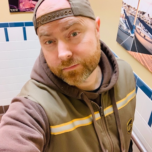 Profile Picture of Robert Budreau (@rj_boody) on Poshmark