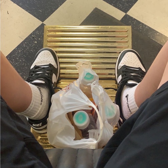 Profile Picture of Joey Doty (@jdot100x) on Poshmark