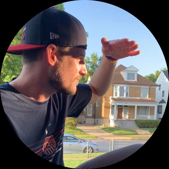 Profile Picture of Andrew Wynne (@agwynne21) on Poshmark