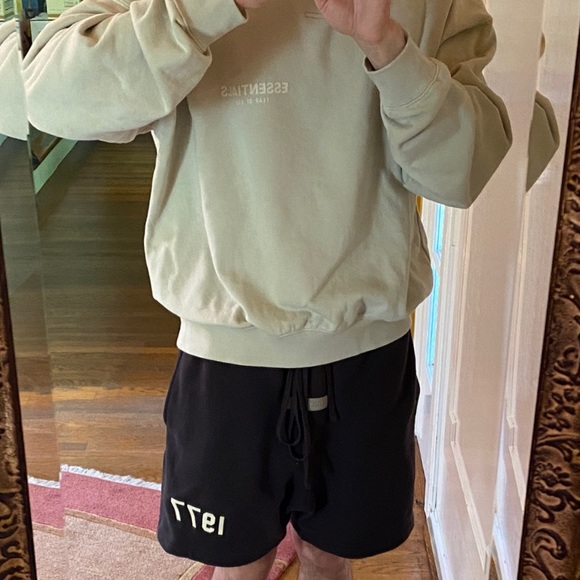 Donald Thompson - Poshmark Profile Picture of Donald Thompson (@donaldrendall) on Poshmark