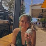 Profile Picture of 𝚃𝚑𝚎 𝚜𝚞𝚗 𝚒𝚜 𝚌𝚘𝚖𝚒𝚗𝚐 (@laradalessioo) on Instagram
