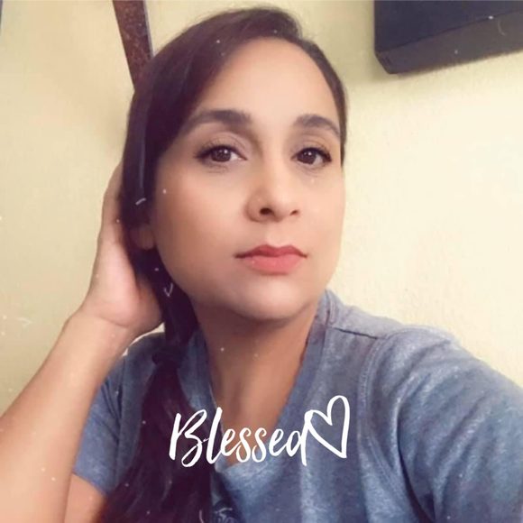 Profile Picture of Diana Aguilar (@diana_g21) on Poshmark