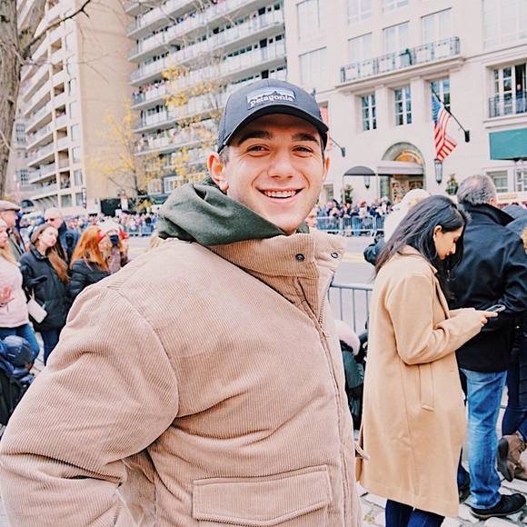 Profile Picture of Sean Meier (@sean_meier) on Poshmark