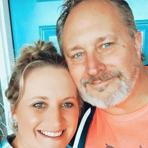 Profile Picture of Mark Fouts (@mkfouts2) on Poshmark