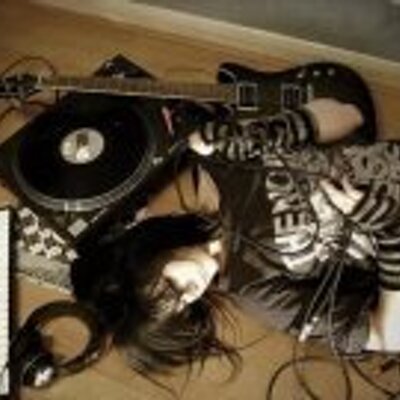 Profile Picture of Paola Sanchez (@Andrea_rockSanc) on Twitter