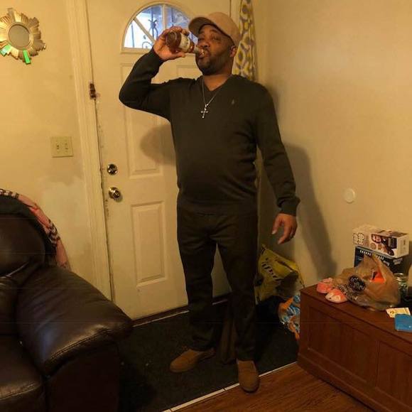 Profile Picture of Andre Leonard sr. (@drakedee) on Poshmark