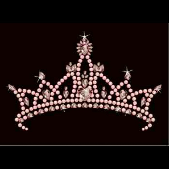 Profile Picture of Alexandria Leos (@lexie_leos) on Poshmark