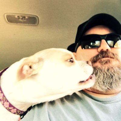 Profile Picture of Dave Vaughn (@MuttX7) on Twitter