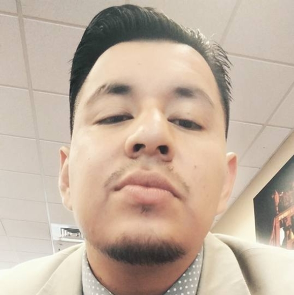 Profile Picture of Luis Merchant (@luis_merchant) on Poshmark