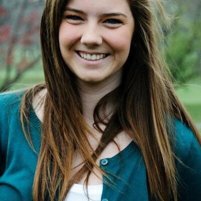 Profile Picture of Jennifer Dowling (@JenNyD0wLing) on Twitter