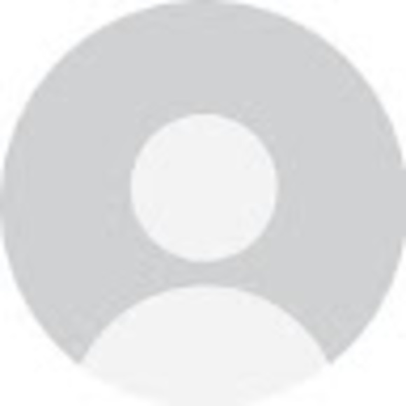 Profile Picture of Jadyn Krabbenhoft (@krabbjad) on Poshmark