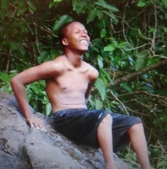 Profile Picture of Victor Luis (@victor_luis) on Poshmark
