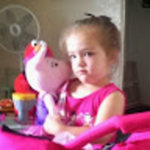 Sean Heuer - Poshmark Profile Picture of Sean Heuer (@aheuer13) on Poshmark