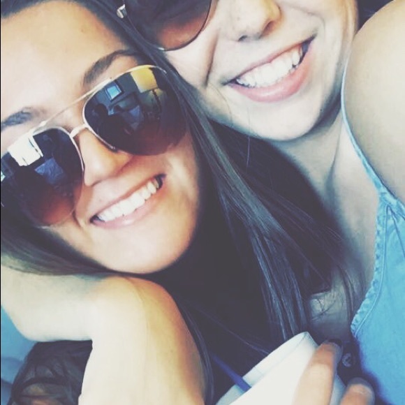 Profile Picture of Casey Tripodi (@caseytripodi) on Poshmark