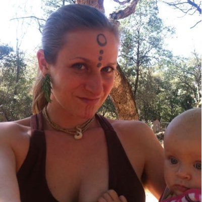 Profile Picture of Anna-Liese Amundson (@alacritter) on Twitter