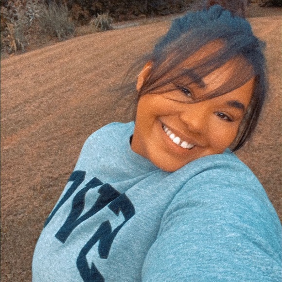 Jasmine Mckinney - Poshmark Profile Picture of Jasmine Mckinney (@jasminemckin181) on Poshmark