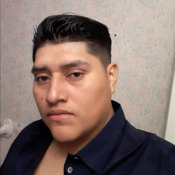 Profile Picture of El Chapinsito (@el_chapinsito) on Poshmark