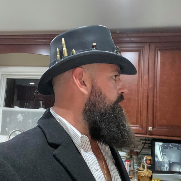 Profile Picture of Bruno Silva (@brunolbpc) on Poshmark