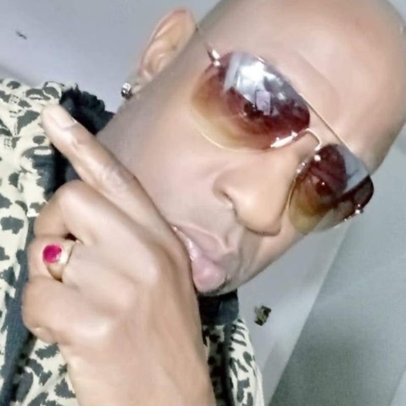 Profile Picture of Charles Foster (@tonyfoster65) on Poshmark