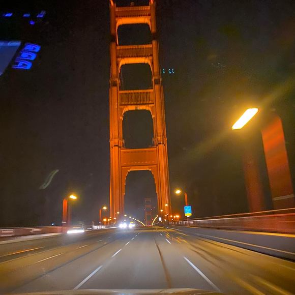 Profile Picture of Jennifer Averbuck (@teamaverbuck) on Poshmark