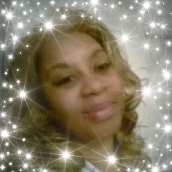 Profile Picture of Pamela Reid (@women_changed) on Poshmark