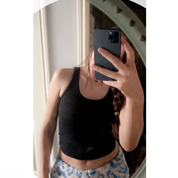 Profile Picture of Rena (@rena.obre) on Tiktok