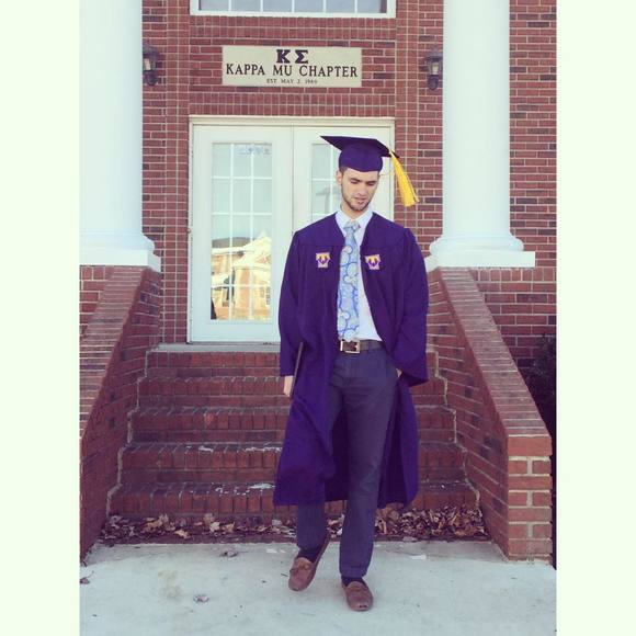 Profile Picture of Tyler Mize (@tmize717) on Poshmark