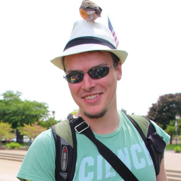 Profile Picture of Calvin Garlick (@calman4077) on Poshmark