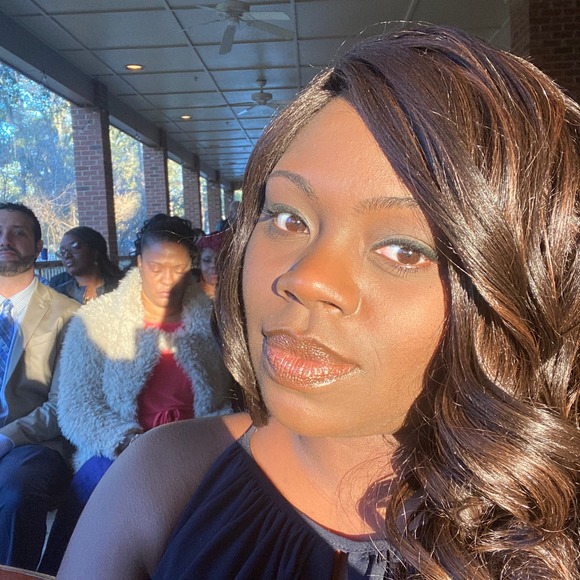 Profile Picture of Kalla Lilly (@kalla_lilly) on Poshmark