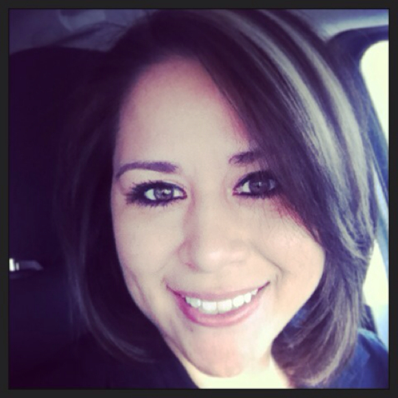 Profile Picture of Vanessa Cajigas (@vcajigas) on Poshmark