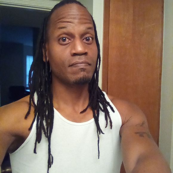 Profile Picture of Jelani Foster (@jelanifoster4) on Poshmark