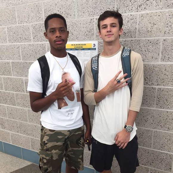 Profile Picture of John paul Chamberlain (@johnnyfungus) on Poshmark