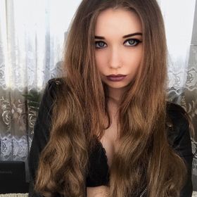 Profile Picture of Lucy Summer (@Lucyyunglink) on Pinterest