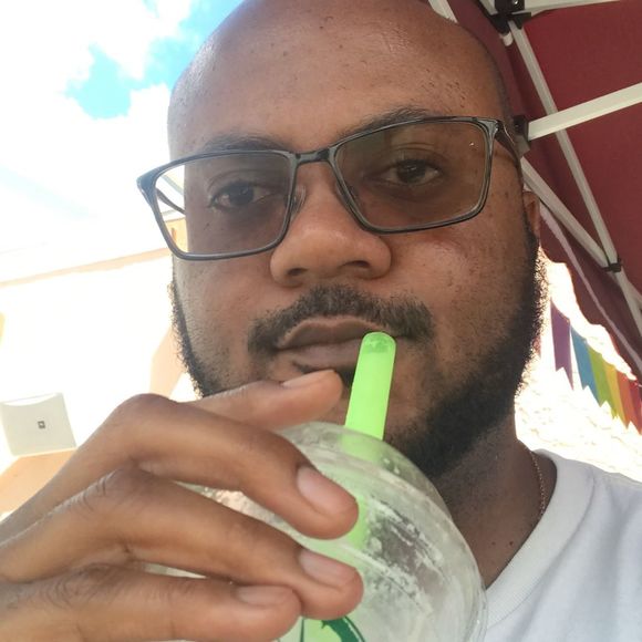 Keith Spear jr. - Poshmark Profile Picture of Keith Spear jr. (@kspear81) on Poshmark