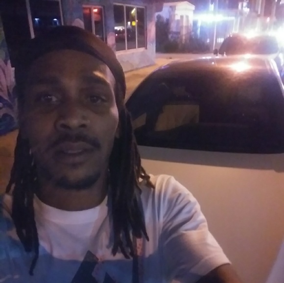 Profile Picture of Kevin Smith (@kmacxxtracheese) on Poshmark