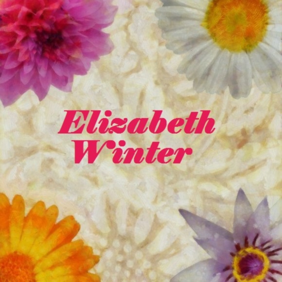 Profile Picture of Elizabeth Winter (@elizabethwinter) on Poshmark