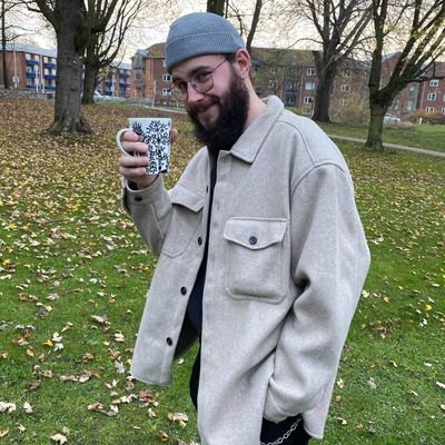 Profile Picture of BJöRKBäCK MOUNTAIN™ (@yongeknife) on Twitter