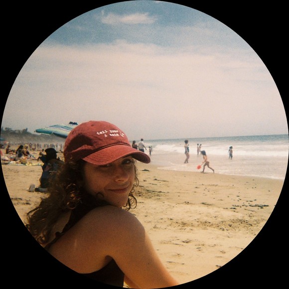 Profile Picture of Alexa Breininger (@alexa_elena1) on Poshmark