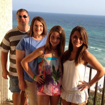 Profile Picture of Kelly Hopper (@DhoppersKelly) on Twitter