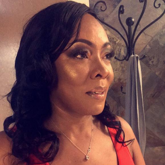 Profile Picture of Daniel pamela Bedford (@shutup3) on Poshmark