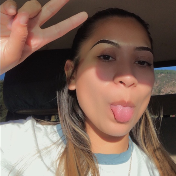 Profile Picture of Janeth Monroy (@janethmonroy) on Poshmark