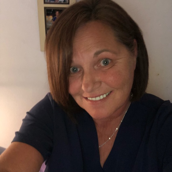 Profile Picture of Lillian Spencer (@dutchie1968) on Poshmark