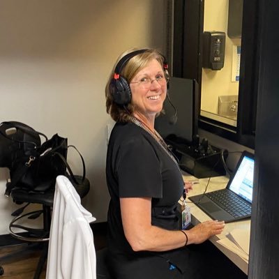 Profile Picture of Lora Bartlett (@lpbartlett) on Twitter