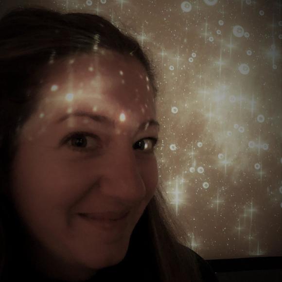 Profile Picture of Victoria Gudgeon (@victoriagudgeon) on Poshmark