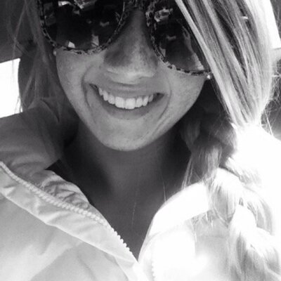 Profile Picture of Molly Devine (@mollyCdevine) on Twitter