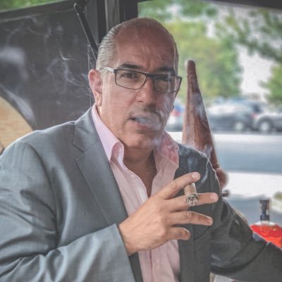 Profile Picture of Vinny Muffoletto (@VinnyMuff) on Twitter